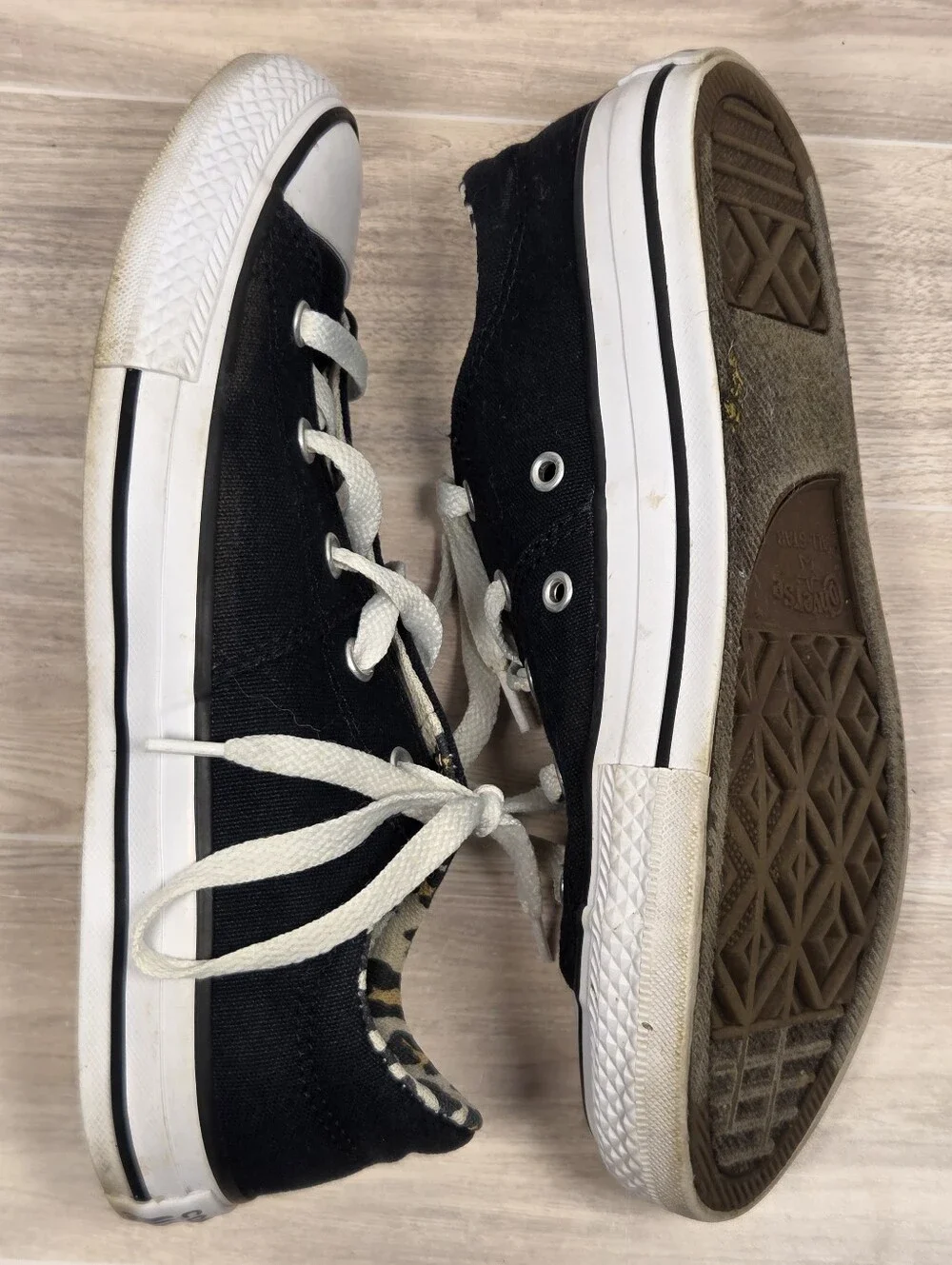 Converse black ctas